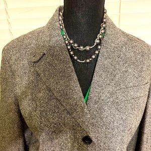 Eddie Bauer Wool Blazer in great condition. Easy to dress up or down.